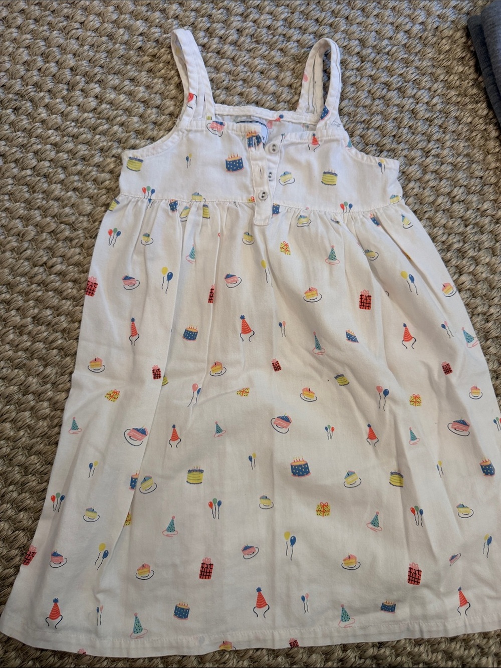 Girls' White Sleeveless Nightgown Birthday